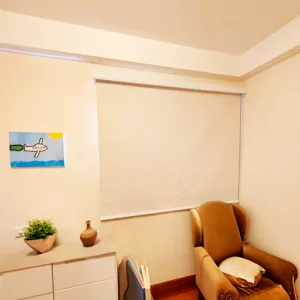 joia-decoracoes-persiana-quarto-rolô